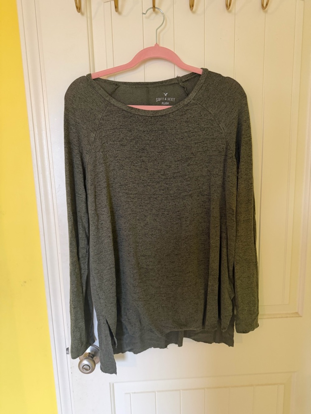 American Eagle Outfitters Olive Green Soft & Sexy Plush Top